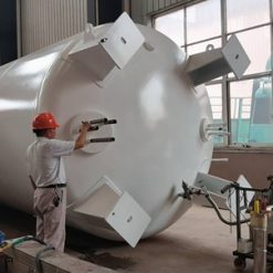 Liquefied natural gas storage tank